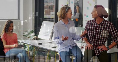 Collaboration and Discussion in Urban Office With Digital Overlays