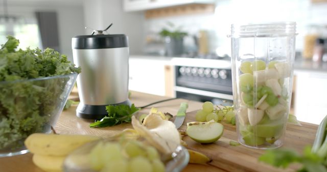 Preparing Fresh Green Smoothie in Modern Kitchen - Download Free Stock Images Pikwizard.com