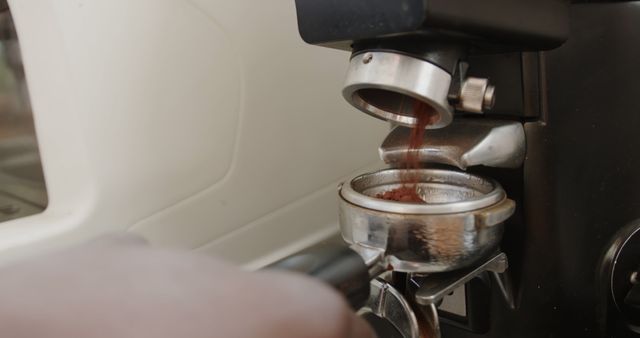 Close-up of Barista Making Espresso Using Coffee Machine - Download Free Stock Images Pikwizard.com