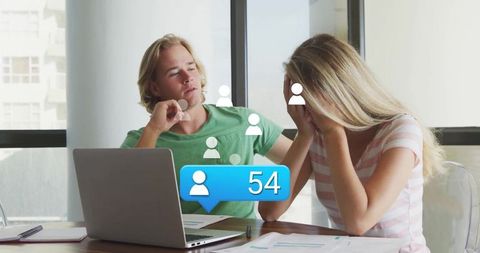 Teamwork Challenges: Young Professionals Managing Online Notifications