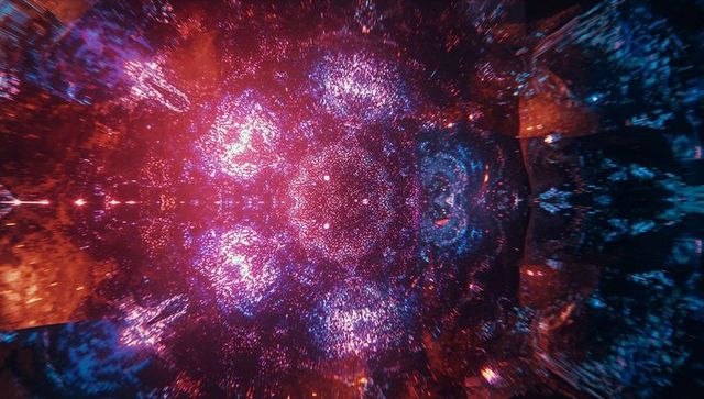 Pulsing Fractal with Cosmic Glowing Clusters in Futuristic Engine Core