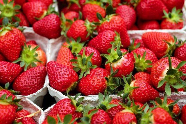Fresh Ripe Strawberries in Market Containers - Download Free Stock Photos Pikwizard.com
