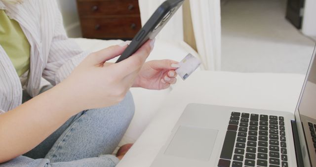 Person Online Shopping with Credit Card and Smartphone - Download Free Stock Images Pikwizard.com