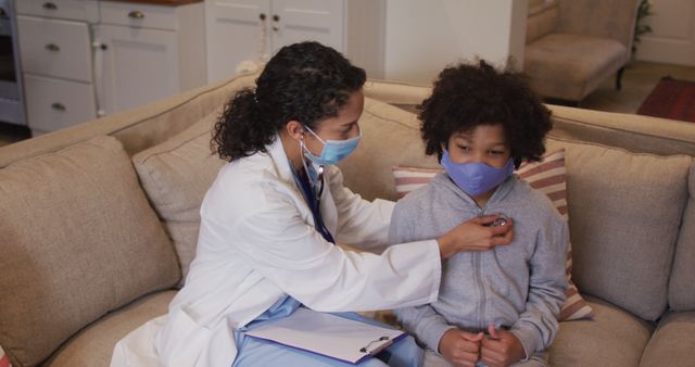 Pediatrician Checking Child's Heartbeat During Home Visit - Download Free Stock Images Pikwizard.com