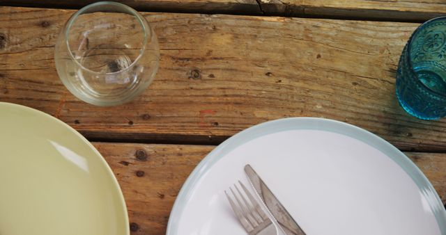 Empty Plates and Glasses on Wood Table - Download Free Stock Images Pikwizard.com