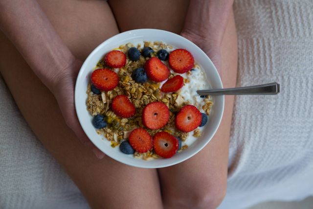 Healthy Breakfast Bowl with Berries and Granola - Download Free Stock Photos Pikwizard.com