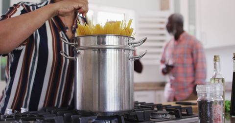 Cooking Spaghetti Cooking Pot Kitchen Domestic Scene