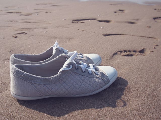 Shoes sneakers beach  - Download Free Stock Photos Pikwizard.com