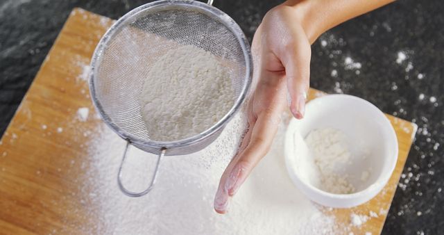 Sifting Flour With Metal Strainer on Wooden Board - Download Free Stock Images Pikwizard.com