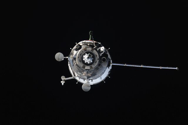 ISS041-E-035053 (25 Sept. 2014) --- The Soyuz TMA-14M spacecraft approaches the International Space Station, carrying Expedition 41 Soyuz Commander Alexander Samokutyaev, NASA Flight Engineer Barry Wilmore and Russian Flight Engineer Elena Serova. The Soyuz safely ferried the trio to the station’s Poisk Mini-Research Module 2 (MRM2) despite a port solar array that wouldn’t deploy until after its docking on Sept. 25, 2014.