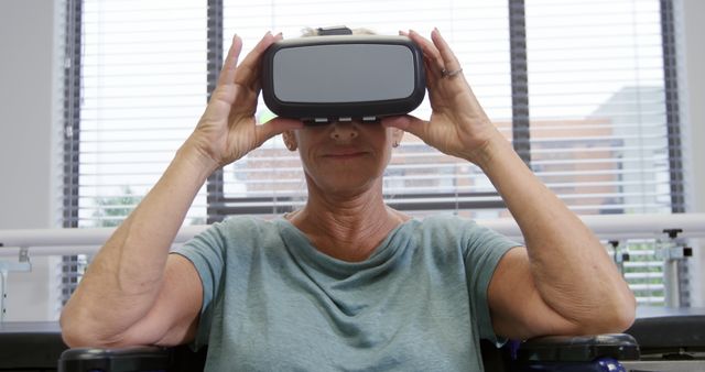 Senior Woman Enjoying Virtual Reality Headset Indoor - Download Free Stock Images Pikwizard.com