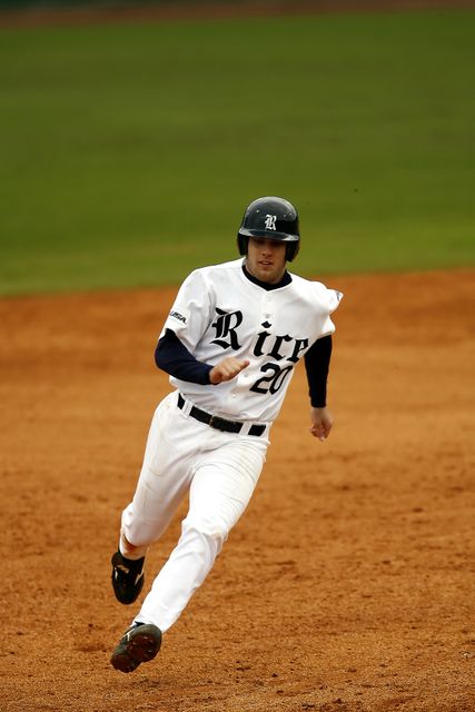 Baseball Player Running on Field with Determination - Download Free Stock Images Pikwizard.com