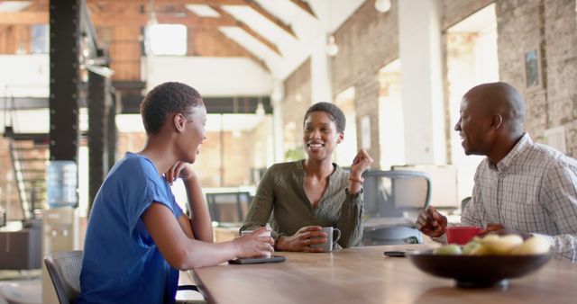 Group of Colleagues Having Discussion in Modern Office Space - Download Free Stock Images Pikwizard.com