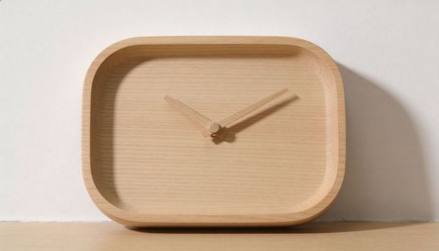 Minimal Wooden Rectangular Clock Rounded Corners Natural Grain for Modern Interior Design