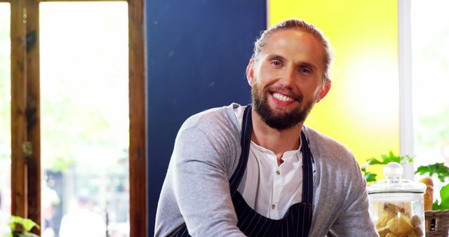 Smiling Bearded Male Barista in Coffee Shop - Download Free Stock Images Pikwizard.com