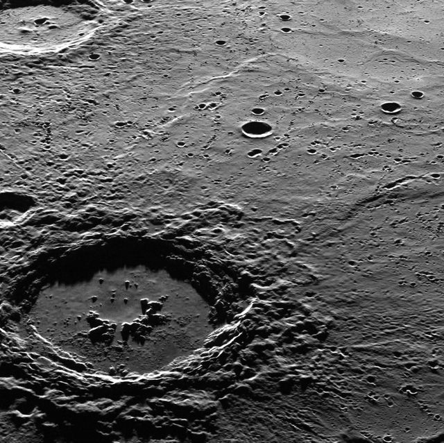 This dramatic image features Hokusai in the foreground, famous for its extensive set of rays, some of which extend for over a thousand kilometers across Mercury's surface. The extensive, bright rays indicate that Hokusai is one of the youngest large craters on Mercury. Check out previously featured images to see high-resolution details of its central peaks, rim and ejecta blanket, and impact melt on its floor.  This image was acquired as part of MDIS's high-incidence-angle base map. The high-incidence-angle base map complements the surface morphology base map of MESSENGER's primary mission that was acquired under generally more moderate incidence angles. High incidence angles, achieved when the Sun is near the horizon, result in long shadows that accentuate the small-scale topography of geologic features. The high-incidence-angle base map was acquired with an average resolution of 200 meters/pixel.  The MESSENGER spacecraft is the first ever to orbit the planet Mercury, and the spacecraft's seven scientific instruments and radio science investigation are unraveling the history and evolution of the Solar System's innermost planet. During the first two years of orbital operations, MESSENGER acquired over 150,000 images and extensive other data sets. MESSENGER is capable of continuing orbital operations until early 2015.  Credit: NASA/Johns Hopkins University Applied Physics Laboratory/Carnegie Institution of Washington  <b><a href="http://www.nasa.gov/audience/formedia/features/MP_Photo_Guidelines.html" rel="nofollow">NASA image use policy.</a></b>  <b><a href="http://www.nasa.gov/centers/goddard/home/index.html" rel="nofollow">NASA Goddard Space Flight Center</a></b> enables NASA’s mission through four scientific endeavors: Earth Science, Heliophysics, Solar System Exploration, and Astrophysics. Goddard plays a leading role in NASA’s accomplishments by contributing compelling scientific knowledge to advance the Agency’s mission.  <b>Follow us on <a href="http://twitter.com/NASA_GoddardPix" rel="nofollow">Twitter</a></b>  <b>Like us on <a href="http://www.facebook.com/pages/Greenbelt-MD/NASA-Goddard/395013845897?ref=tsd" rel="nofollow">Facebook</a></b>  <b>Find us on <a href="http://instagram.com/nasagoddard?vm=grid" rel="nofollow">Instagram</a></b>