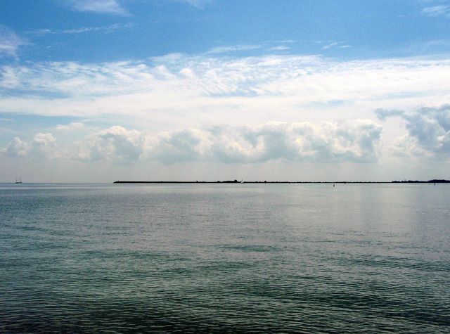 Calm Ocean Horizon Under Blue Sky with Cloudscape - Download Free Stock Photos Pikwizard.com