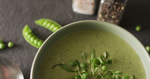 Creamy Green Pea Soup with Fresh Peas and Spices