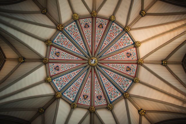 Ornate Detailed Ceiling of Historical Building - Download Free Stock Photos Pikwizard.com