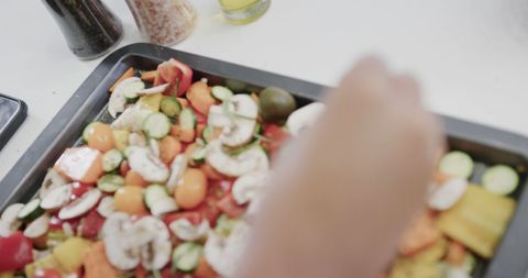 Seasoning fresh vegetables for a healthy meal prep