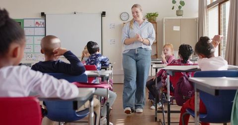 Diverse classroom interaction with engaging teacher