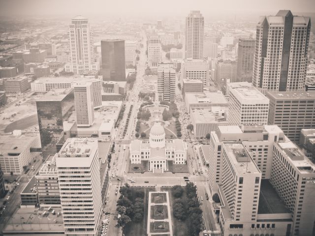 Aerial View of St. Louis Downtown Skyline with Old Courthouse - Download Free Stock Photos Pikwizard.com