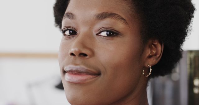 Confident Woman Smiling with Afro Hairstyle - Download Free Stock Images Pikwizard.com