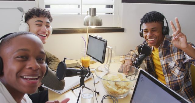 Diverse Teenagers Recording Podcast Together - Download Free Stock Images Pikwizard.com