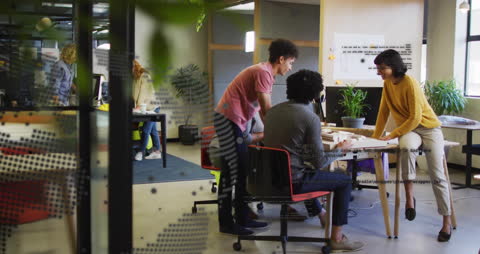 Collaborative Office Environment with Data Overlay