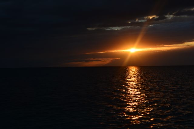 Dramatic Sunset Over Ocean - Download Free Stock Photos Pikwizard.com