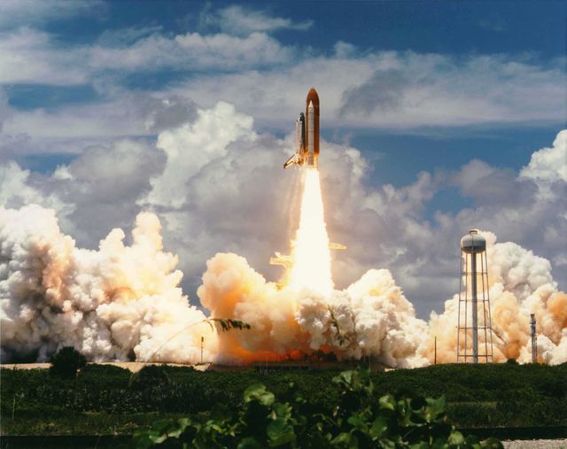 Space Shuttle Columbia Launches STS-65 Mission at Kennedy Space Center - Download Free Stock Photos Pikwizard.com