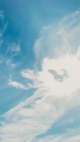 Sunlight Illuminating Cloud While Wind Sweeping Cirrus Streaks | Vertical Sky Video