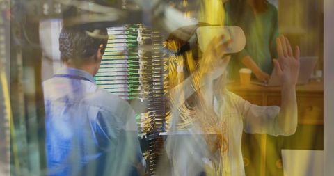 Virtual Reality Experience in Collaborative Team Environment