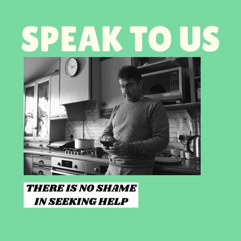 senior man in kitchen encouraging mental health support - Download Free Stock Templates Pikwizard.com