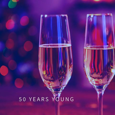 elegant toast for milestone celebration with champagne flutes - Download Free Stock Templates Pikwizard.com