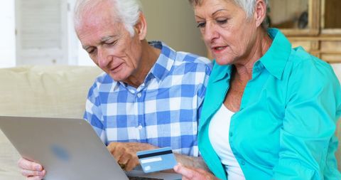 Senior Couple Online Shopping at Home with Laptop and Credit Card - Download Free Stock Images Pikwizard.com