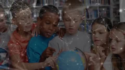 Children Collaboration Learning Geography via Globe and Network Concept