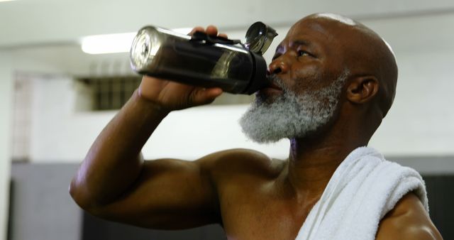 Senior Athlete Drinking Water After Intense Workout - Download Free Stock Images Pikwizard.com