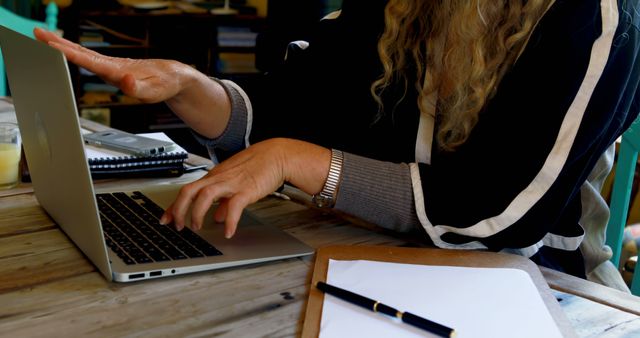 Female Freelancer Working on Laptop at Home Office Desk - Download Free Stock Images Pikwizard.com