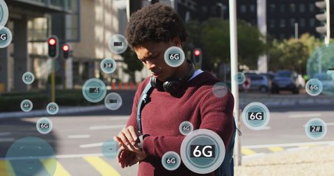 6G Technology and Smartwatch Usage in Urban Scene
