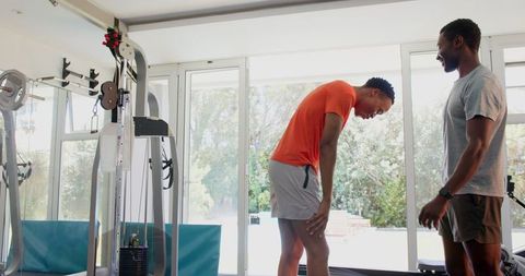 Home gym workout with weights boosts strength and endurance