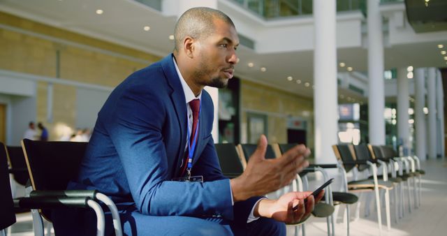 Business Professional Engaging in Meeting at Modern Office - Download Free Stock Images Pikwizard.com