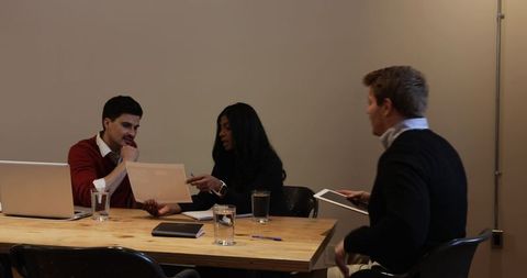 Diverse Team Collaboration Over Documents and Technology in Office