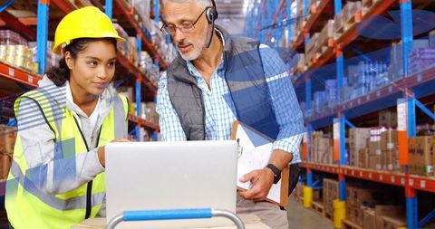 Warehouse Management Team Collaborates with Technology