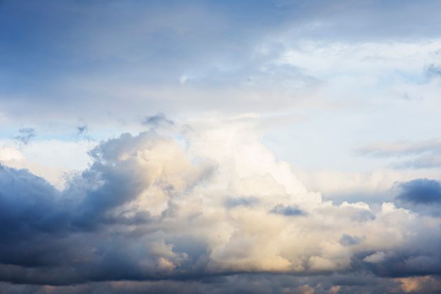 Dramatic Cloudy Sky during Sunset - Download Free Stock Photos Pikwizard.com