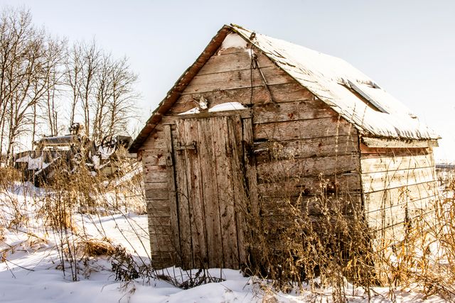 Abandoned Wooden Shed in Snowy Field - Download Free Stock Photos Pikwizard.com