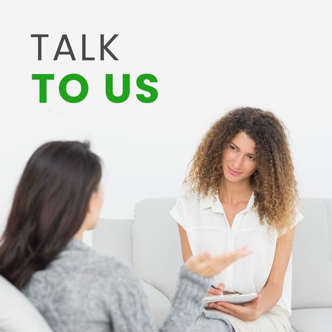 female counselor listening attentively during therapy session - Download Free Stock Templates Pikwizard.com