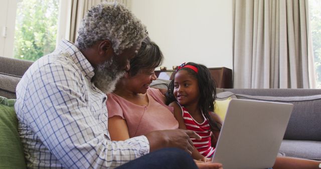 Happy Multigenerational African American Family Enjoying Time with Laptop - Download Free Stock Images Pikwizard.com