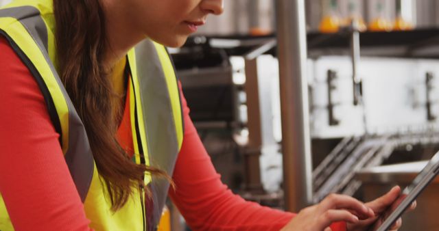 Female Factory Worker Using Tablet Inspection - Download Free Stock Images Pikwizard.com