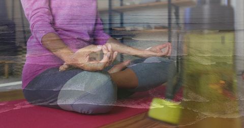 Serenity in Yoga with Soothing Ocean Waves Meditation